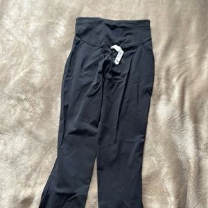 Lululemon black leggings, size:4
